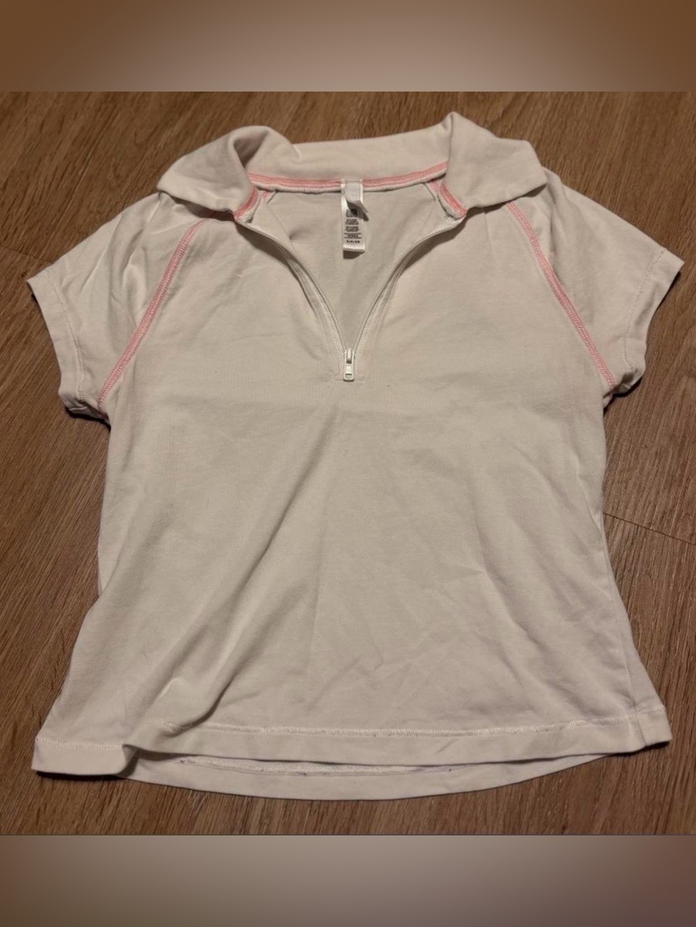 SKIMS Polo Zip Short Sleeve Top White with Pink Trim